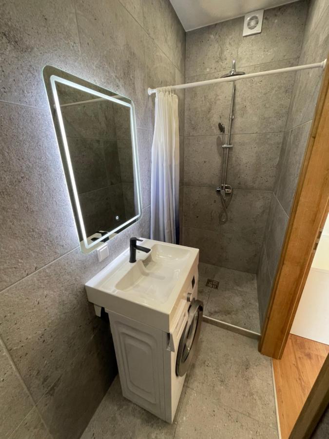 Airport Apartment 29 Self Check-In Free Parking Vilnius Exterior photo
