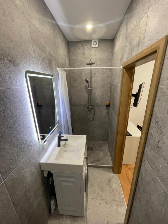 Airport Apartment 29 Self Check-In Free Parking Vilnius Exterior photo